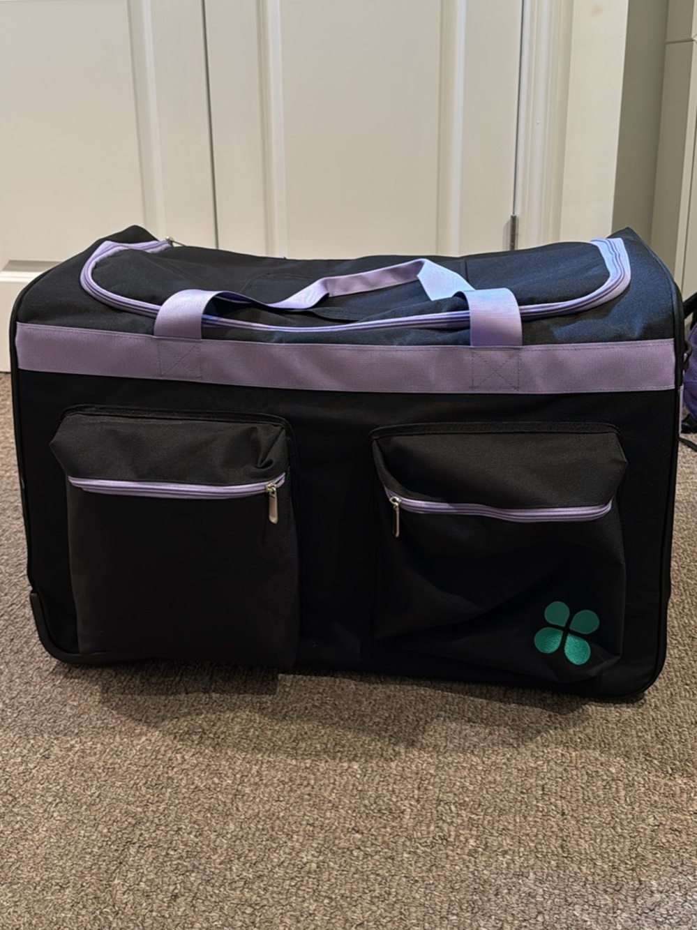 Garment Duffel Bag w/ wheels
